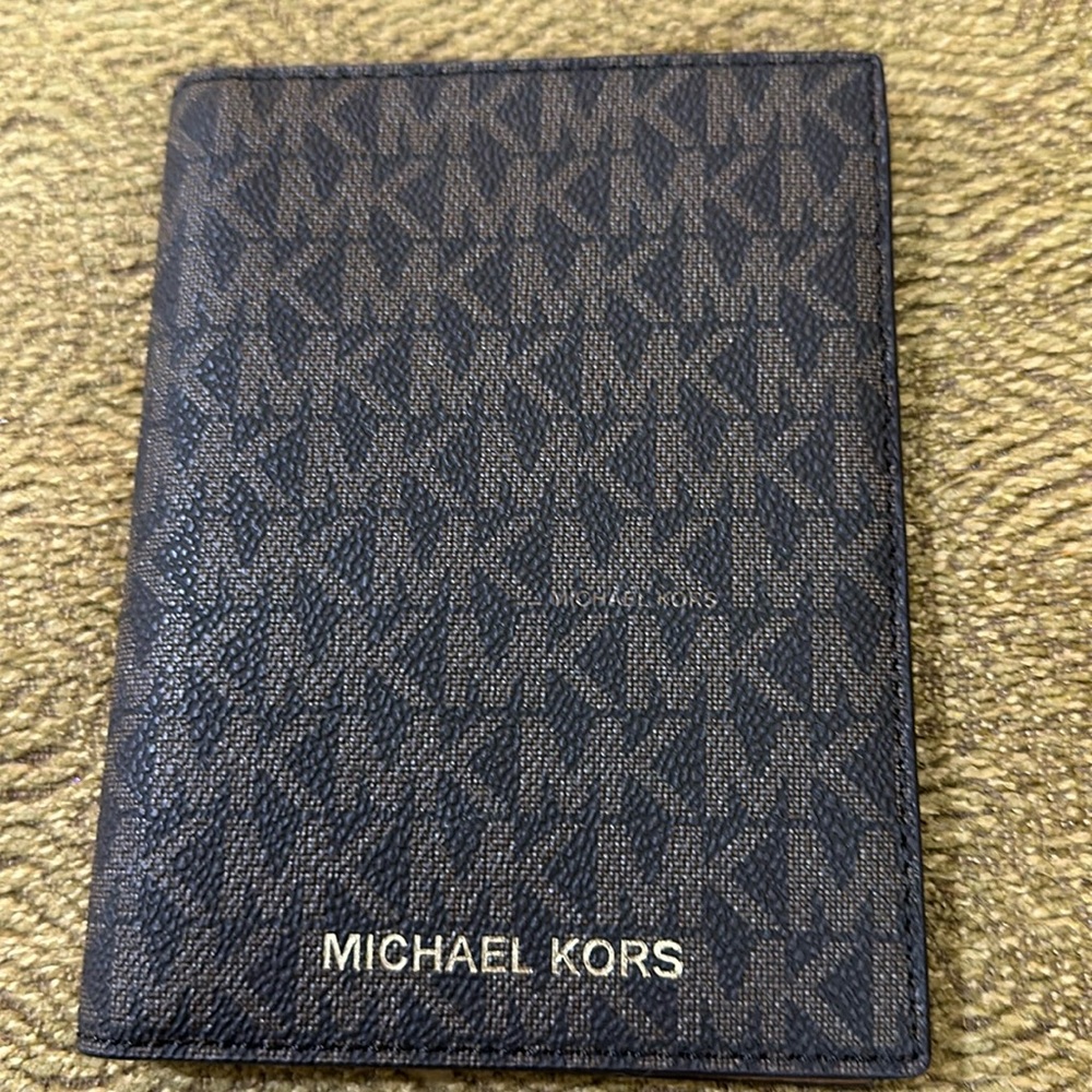 Michael Kors Passport Cover